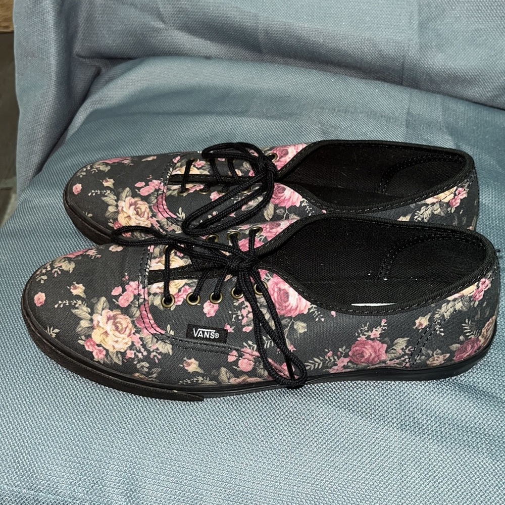 Vans Shoes - Picture 2 of 5